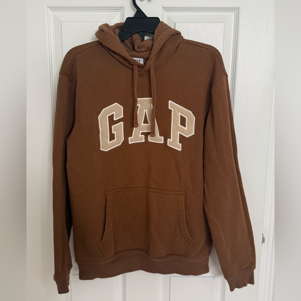 GAP Men's Brown Hoodie Sweater
